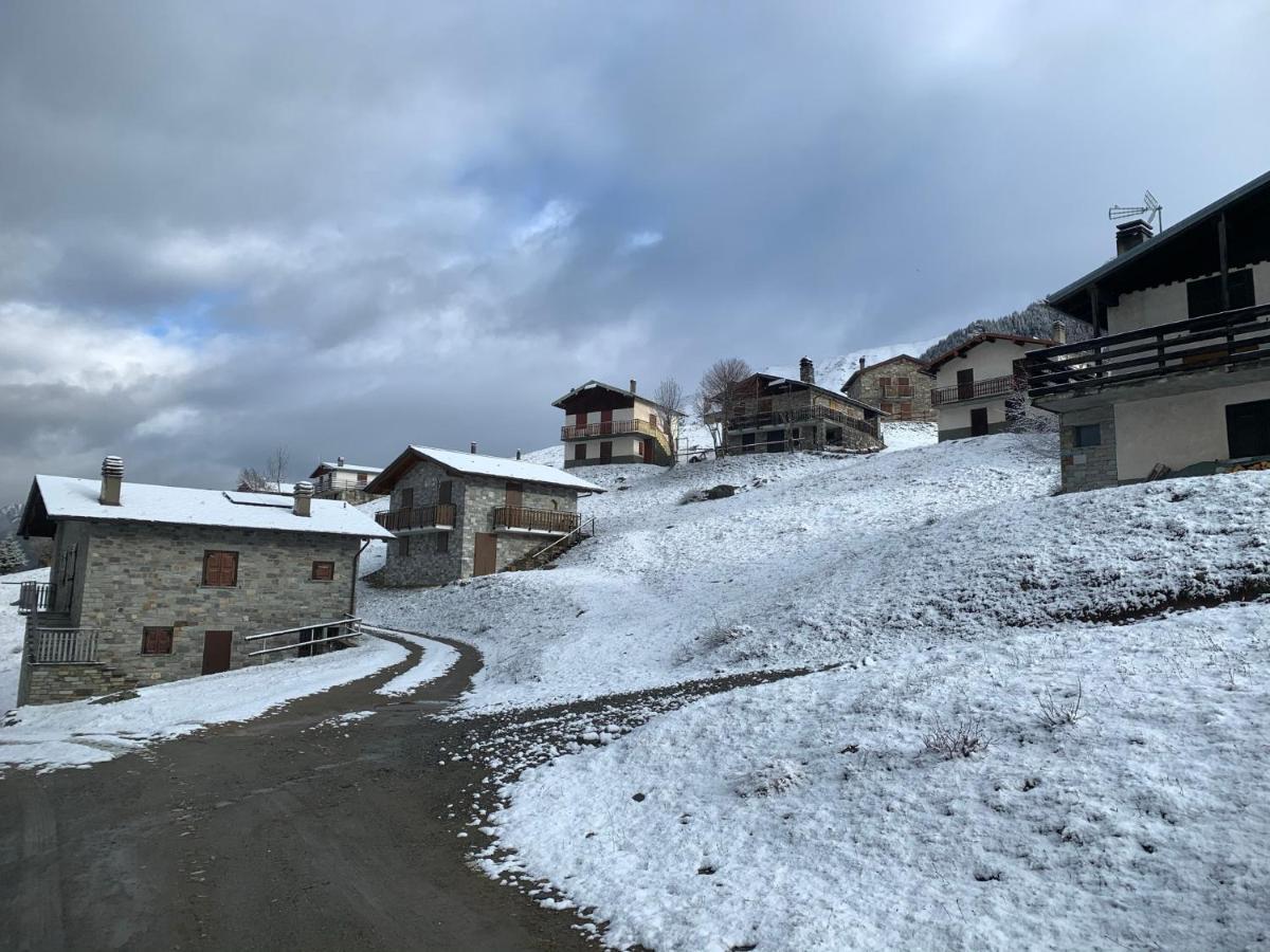 Chalet Baita Delle Favole Di Rosarita Berbenno di Valtellina エクステリア 写真