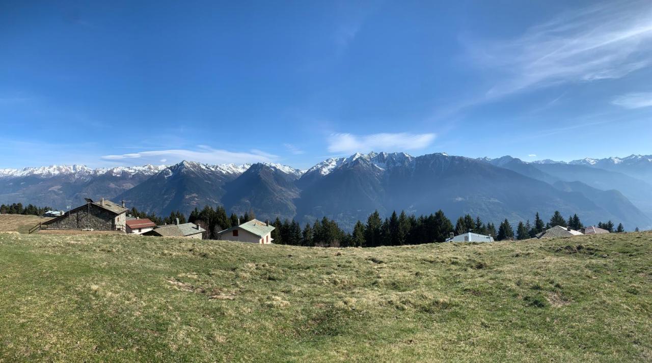 Chalet Baita Delle Favole Di Rosarita Berbenno di Valtellina エクステリア 写真